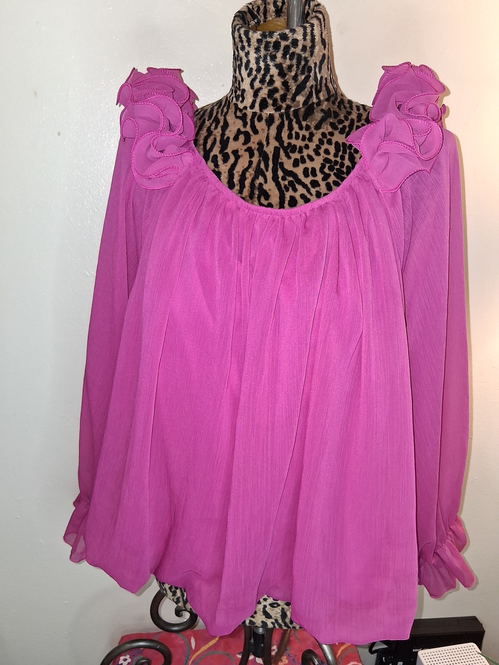 Women's Pink Floral-Shoulder Peasant Blouse